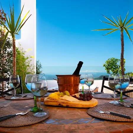 Casa Emiliana The Town-house Spain Guest house