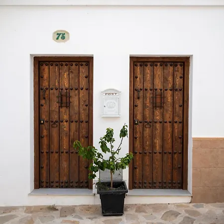 Guest house Casa Emiliana The Town-house Spain