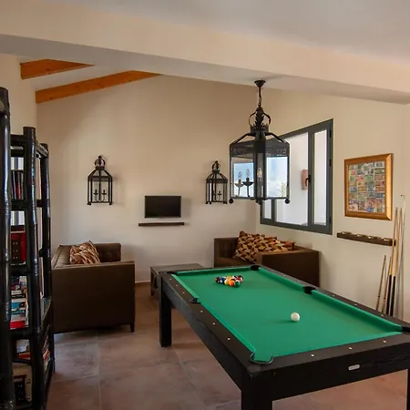 Casa Emiliana The Town-house Spain בית הארחה