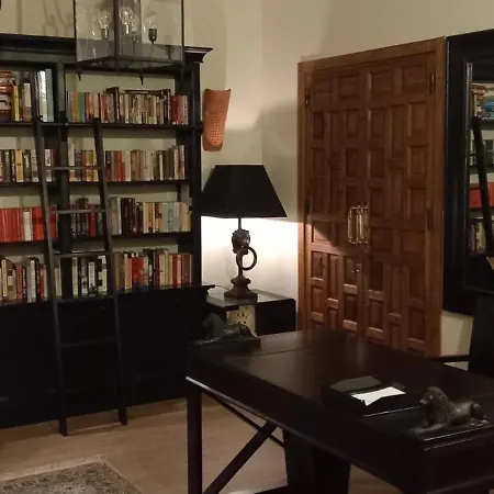 Casa Emiliana The Town-house Spain בית הארחה *